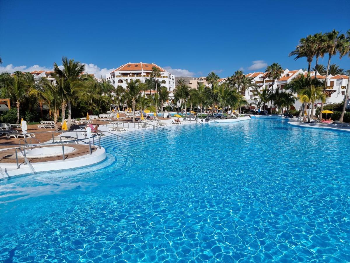 Studio No 2 Just 100 To Beach And Sea, Large Terrace, Heated Pool, Wifi, Aircondition For A Fee Плая-де-лас-Америкас Экстерьер фото